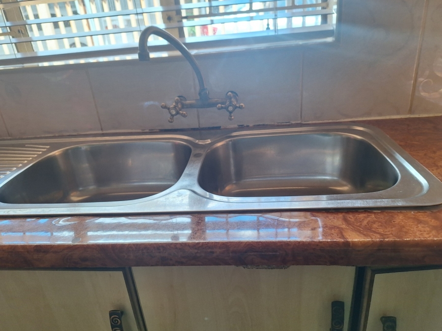 3 Bedroom Property for Sale in Ikageng North West